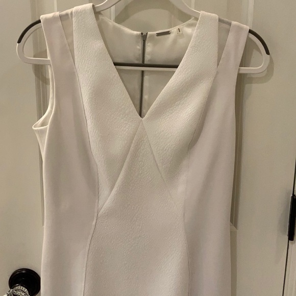 Elie Tahari beautiful sleeveless dress - Picture 4 of 10